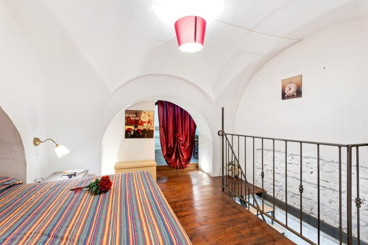 Charming Sicilian Loft Apartment Catania